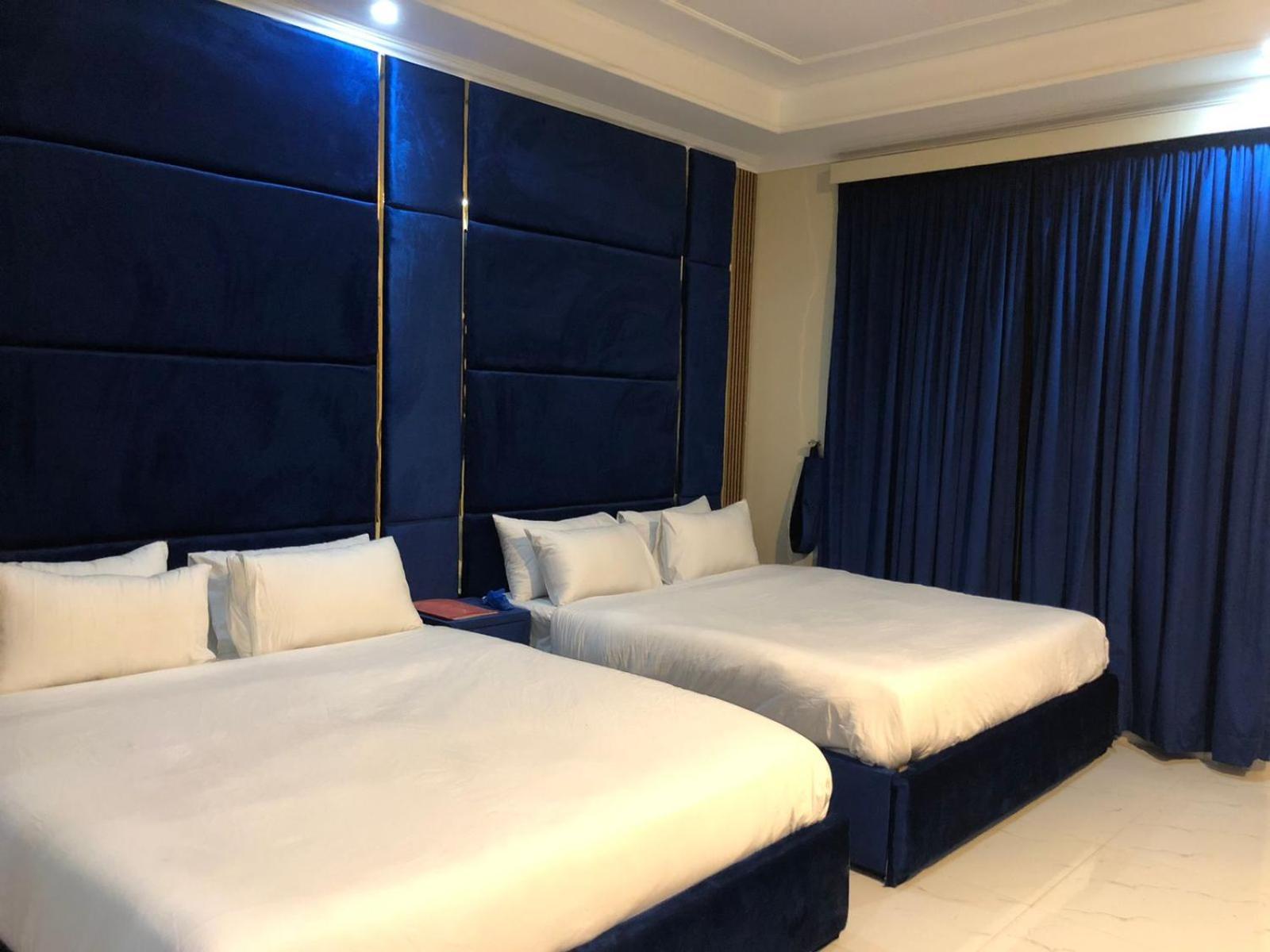 Royal Executive Hotel Islamabad Bagian luar foto